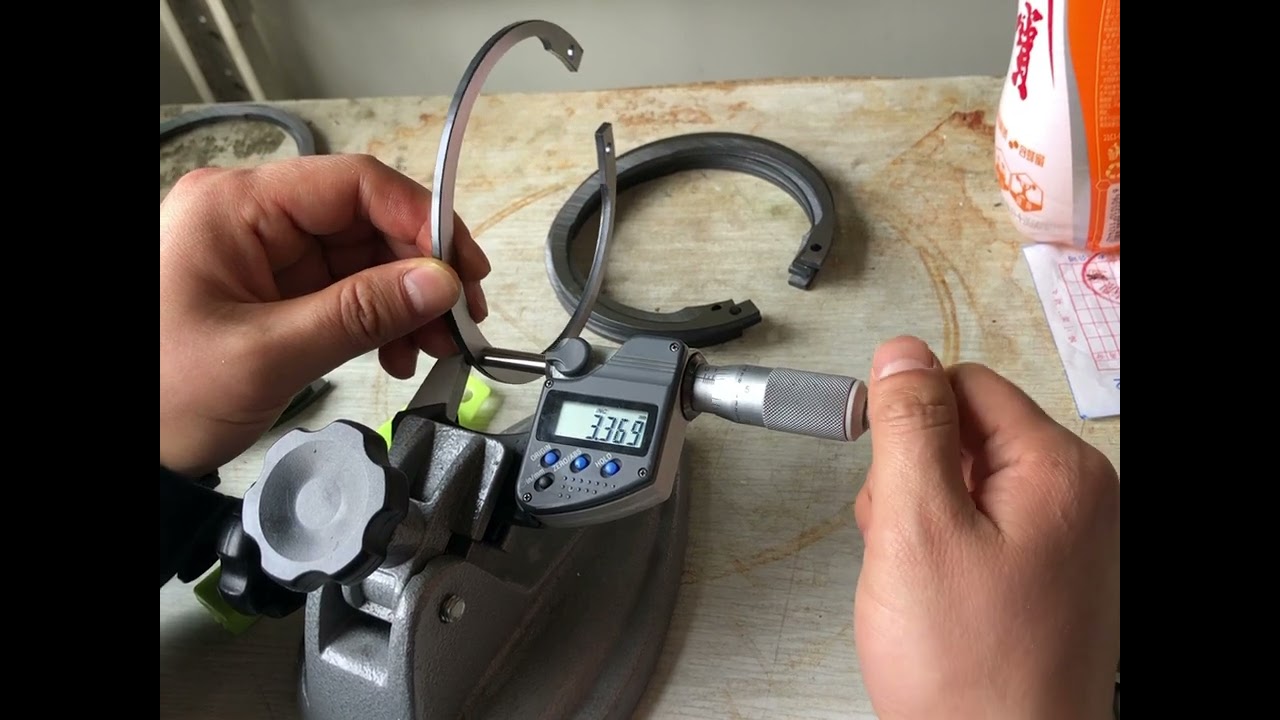 Retaining Rings Grinding solution, Size tolerance about 0.05mm. Using Double disc grinding machine