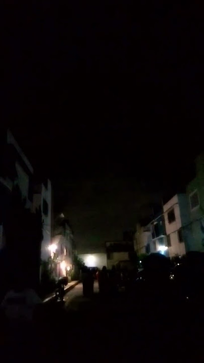 Earthquake Lights Not Lightning || ViralHog