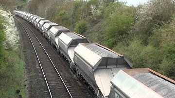 Mendip Rail Class 59 Eastbound at Great Cheverell  13.04.11
