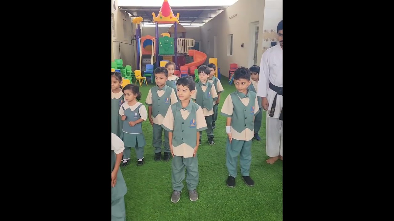 مشاركة ادارة مدربين المجموعة الذهبية      مدرسة الطفل العبقري