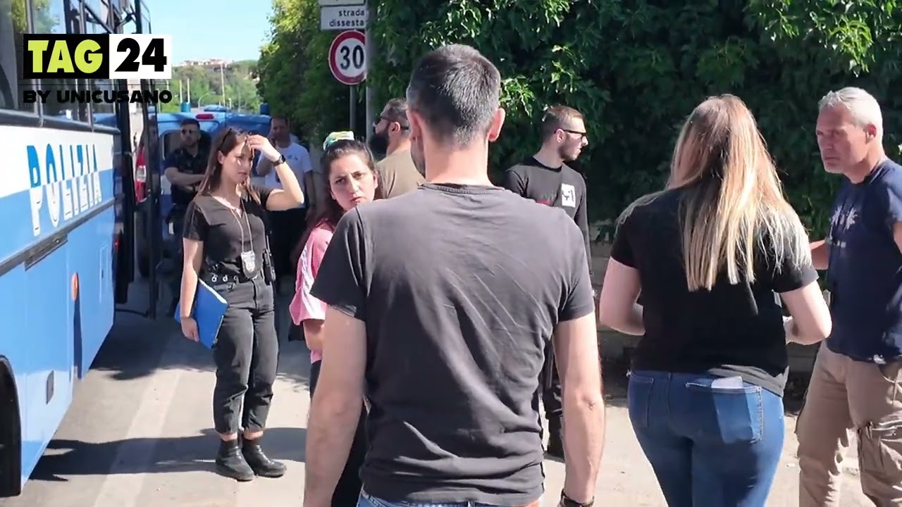 Sgombero alle Officine di Via di Tor Cervara a Roma il 27 maggio 2024, le immagini con le proteste