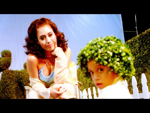Kali Uchis: After The Storm (Feat. Tyler, The Creator & Bootsy Collins) [Extended Version]