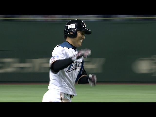 プロ野球パ】見事な一発！田中賢介、NPB復帰後初ホームラン!! 2015/04