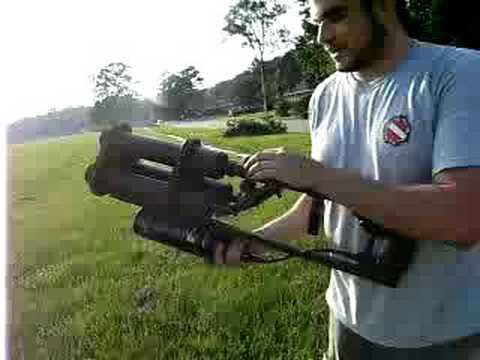 Paintball Rocket Launcher "MR. BOOM" (CO2) - YouTube
