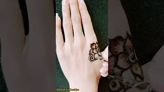 Very easy simple mehndi design | Mehndi designs | Mehndi design for beginners | #mehndi #shorts screenshot 2