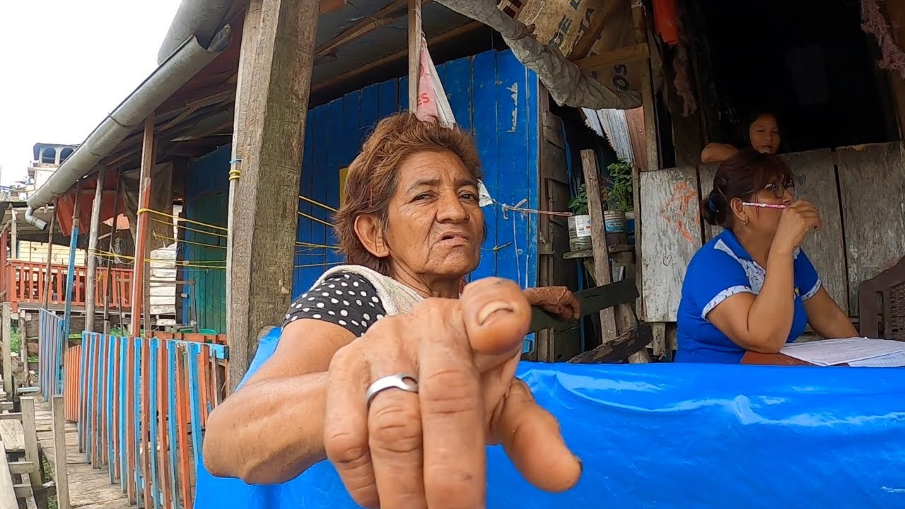 SOLO en el barrio más PELIGROSO de Iquitos🇵🇪