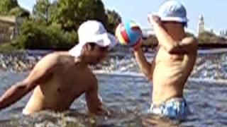 Baignade De Juju Et Pierro Le Héros Lile Aux Canards Périgueux 160809. Video 15 Philippe G.