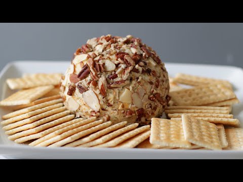 Video: Delicate Cheese Balls With Ham In The Oven