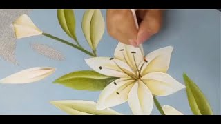 Como Pintar Un Mantel Con Flores Lilis Blancas