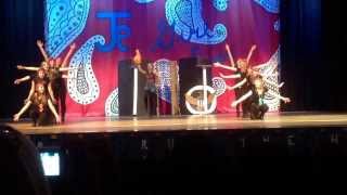 Juniorette Lipsync 2014-Senior Skit