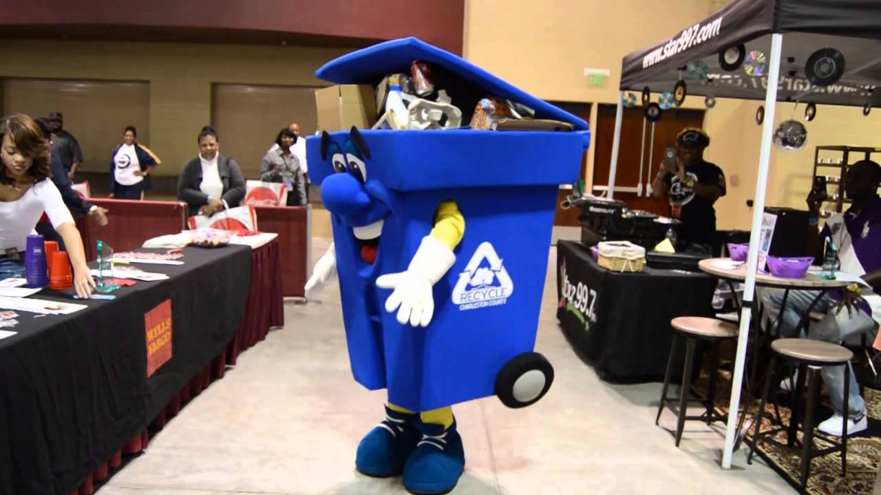 charleston county recycling mascot phil d bin dances thriller at