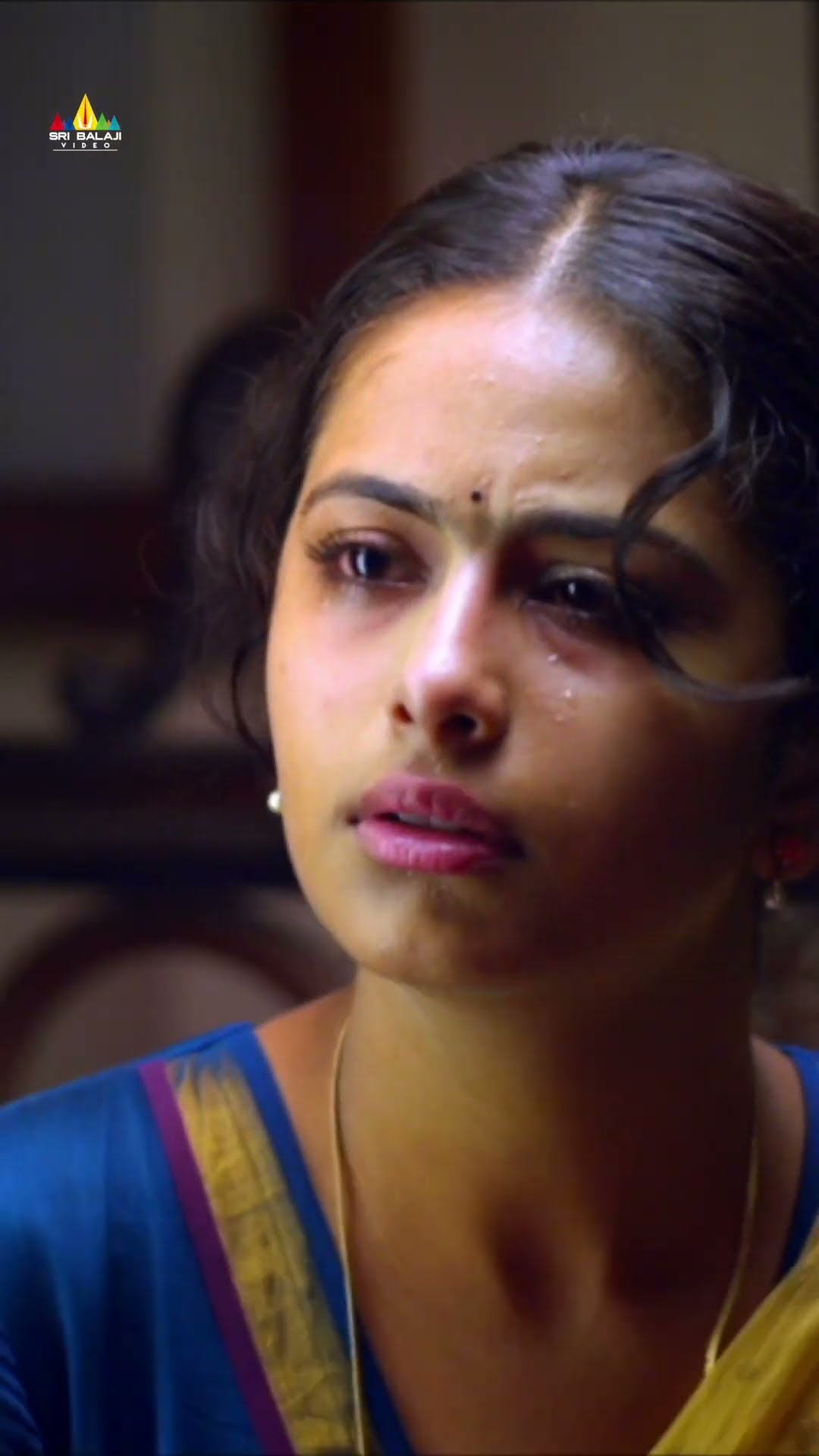 నిజంగా ప్రేమించినా వాళ్ళు ఇలా చెయ్యరు ! #uyyalajampala | #avikagor | #ytshorts | #youtubeshorts
