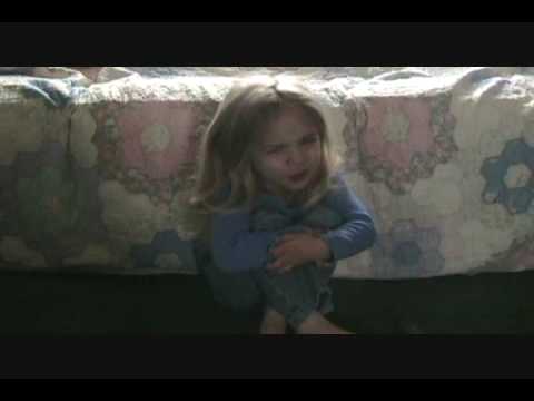 White Horse, Maggie, 3yr. old singing Taylor Swift's song