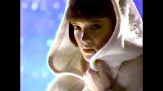 Nestle Alpine White Sweet Dreams Commercial (1986)