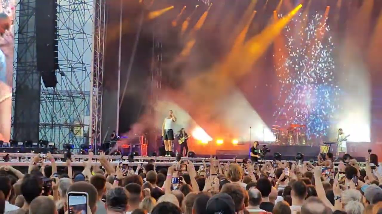 Imagine Dragons - Believer - live Sofia