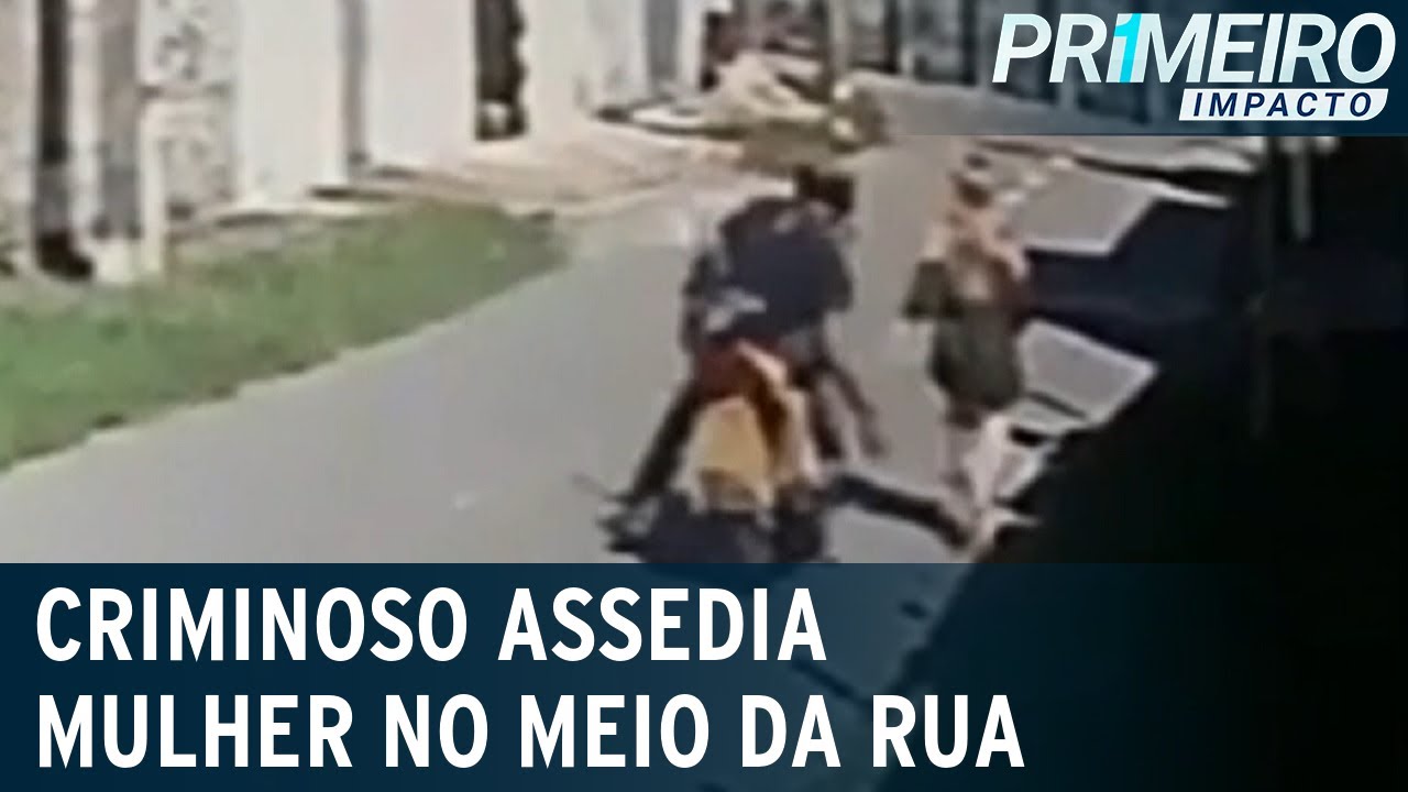 Mulher é assediada por motociclista enquanto andava na rua | Primeiro Impacto (23/03/22)