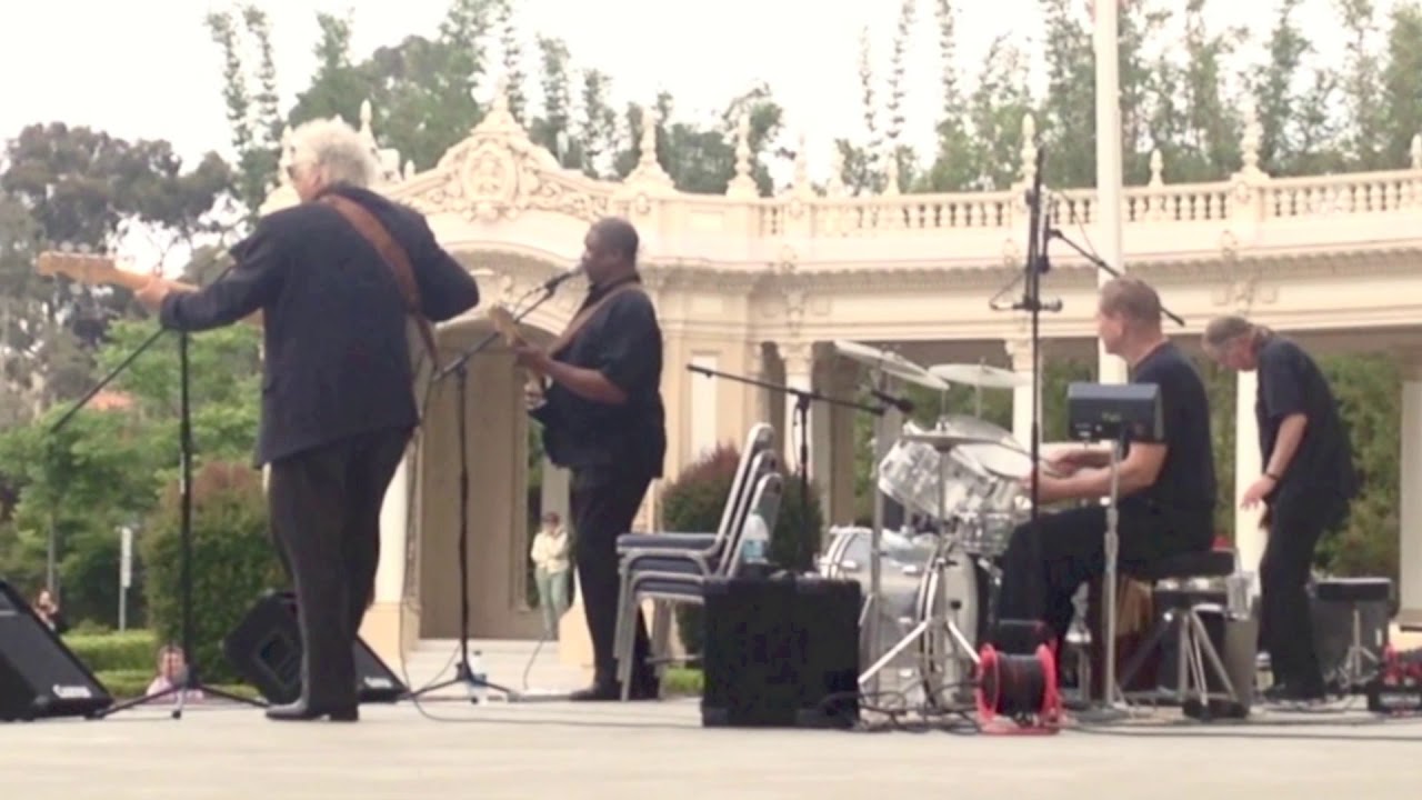 Stoney B Blues Band - Live in San Diego / I'm A Man (Muddy Waters)