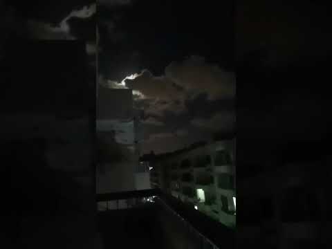 كل يلي بدي ياه ان نكون سوا هو اللي بدي ياه مافيه غيره دواء غاليه