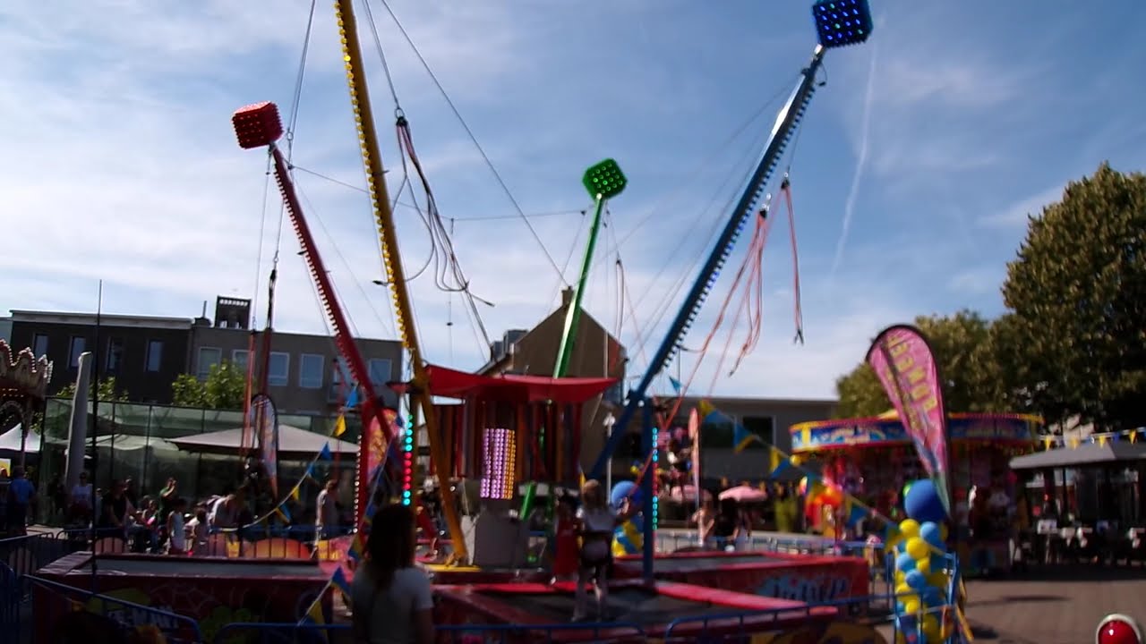 Spiderman Trampoline - Scheffer-Lutjens - Kermis Oss 2025 - Godrie Spijkers - www.hullygully.nl