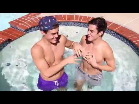 Türkçe Altyazılı  Hot Tub Confessions - Dolan Twins