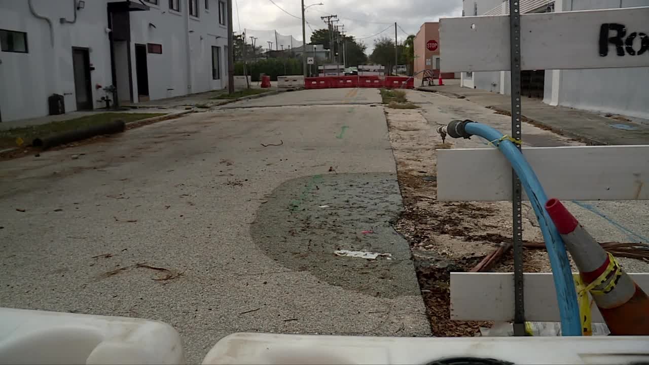 West Palm Beach residents still waiting as deadline passes on blocked street