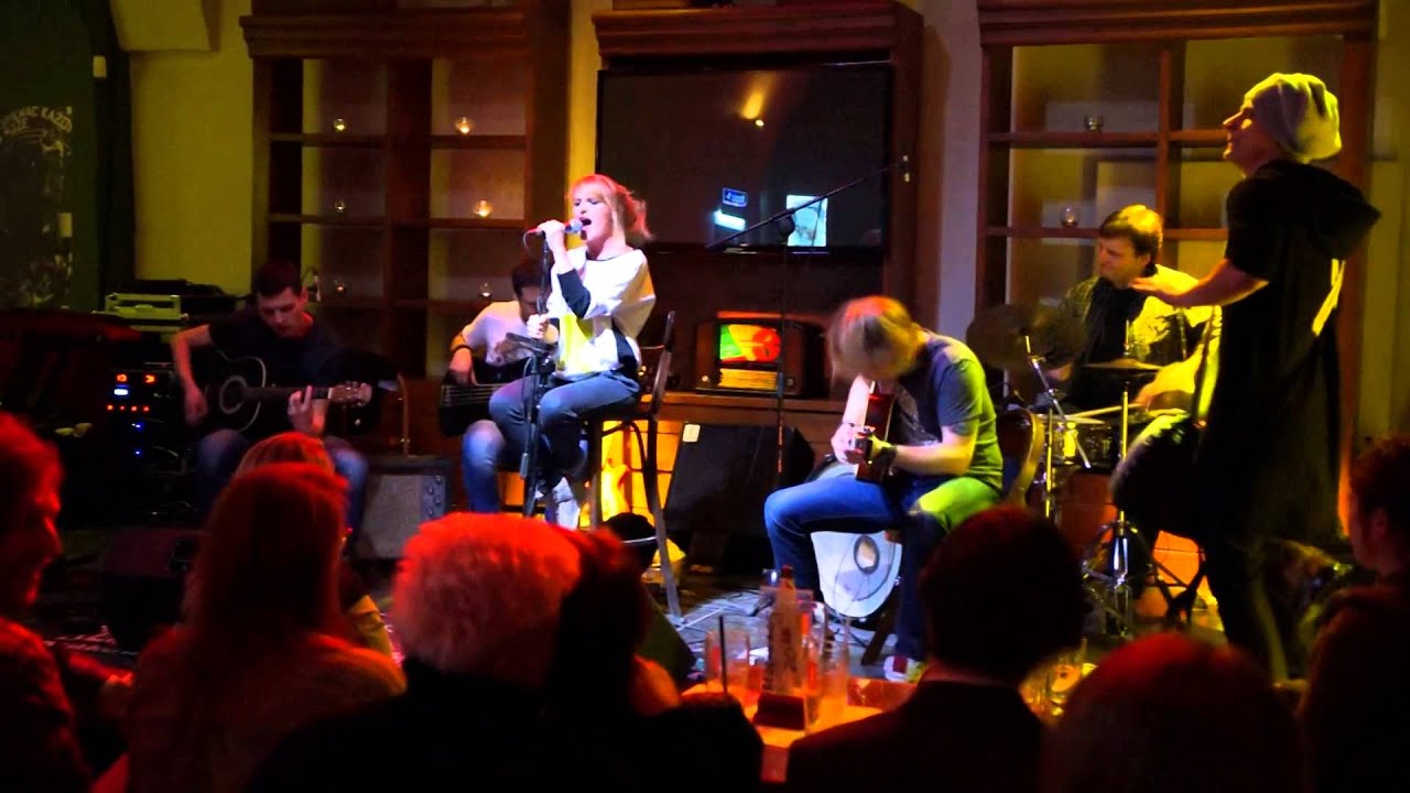 Kasia Sochacka and Marcin Urzędowski with Rusty Cage - Ocean Drive ( unplugged )