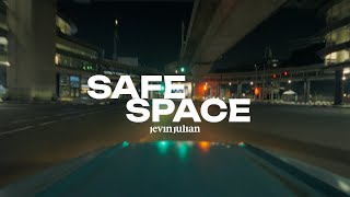 Jevin Julian - Safe Space (Official Visualizer) Resimi
