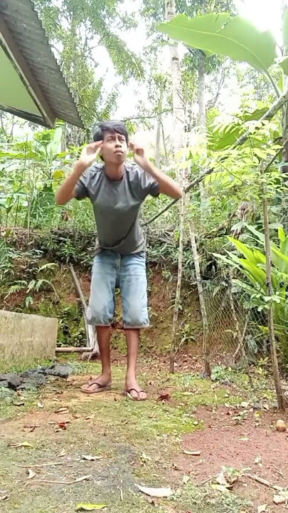 malah naik pohon kelapa kambing nya 😱😱 #videoshort #funny #dramachannel #videongakak #dramacomedy
