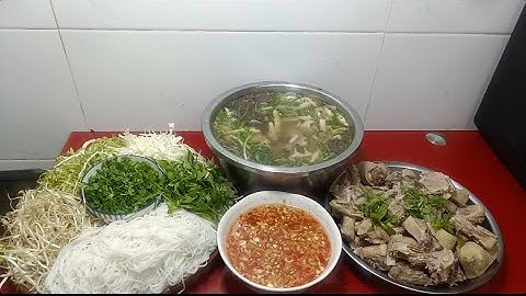Bún măng vịt thơm ngon đơn giản nấu theo công thức nhà làm, tô nước mắm gừng hít hà