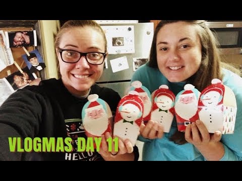 REINDEER POOP? | VLOGMAS DAY 11