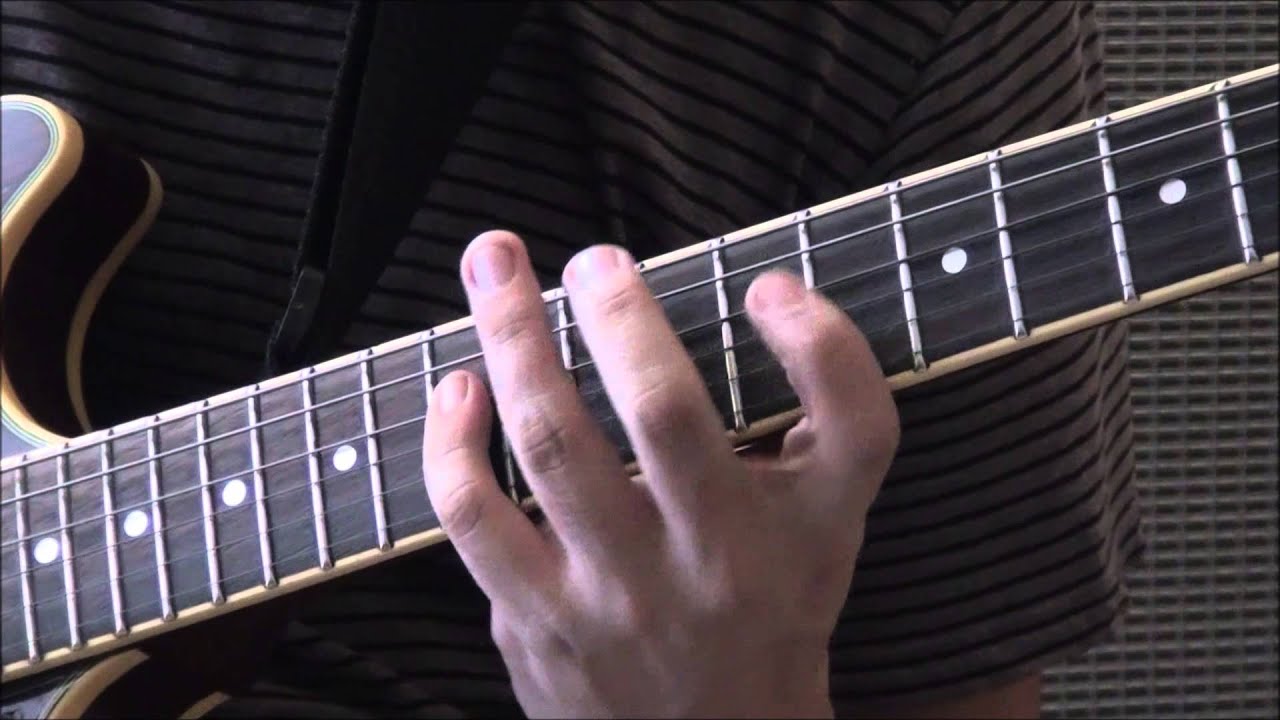 Db Dorian #4 Scale (3 notes per string) guitar - YouTube