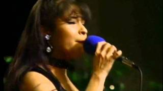 Selena - "Que Creias" Live chords