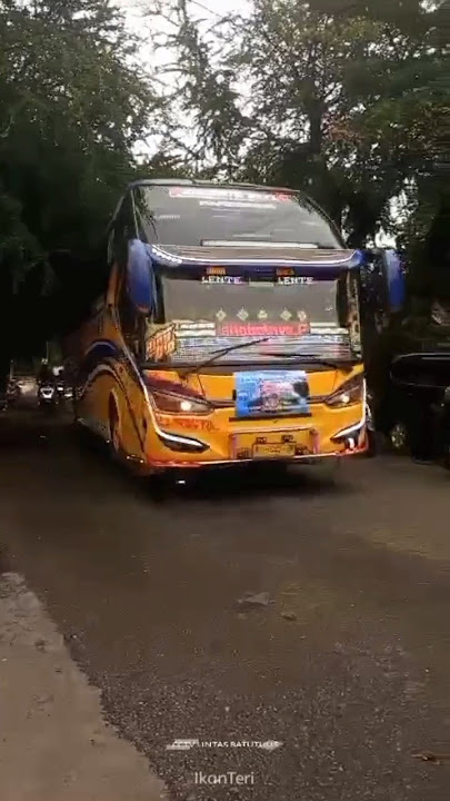 Telolet Basuri Pokoke Joget Bus PARLENTE Dewi Permata #shorts #telolet #basuri #busmania #viral #fyp