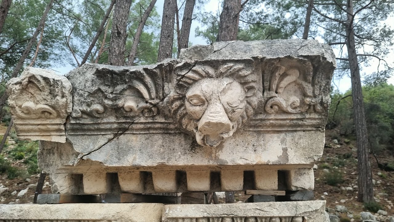 Phaselis Antik Kenti; Tarih, Deniz ve Sessizliğin Buluştuğu Yer 