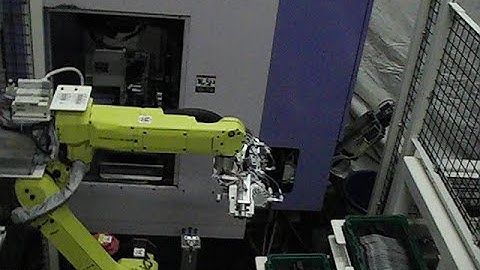 Robotic CNC Machine Loading, 3D vision, Automatic Bin Change (check this out!)