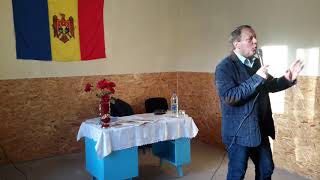 Mihai Corj, La Clococenii Vechi, Explică Cetățenilor Privitor La Reparația Străzilor Din Sat ?