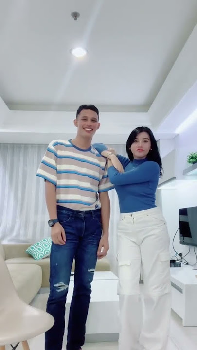 RIAN ARIFIN TIK TOKAN DENGAN CEWEK CANTIK