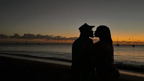 Inside Davido’s Intimate Surprise 33rd Birthday Party! You Won’t Believe Who Showed Up