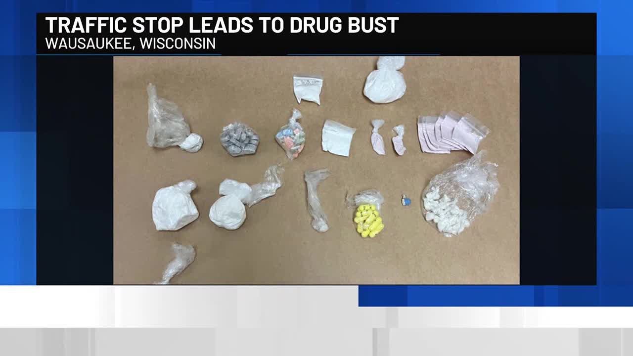 Traffic stop leads to drug bust in Marinette, Wisconsin - YouTube