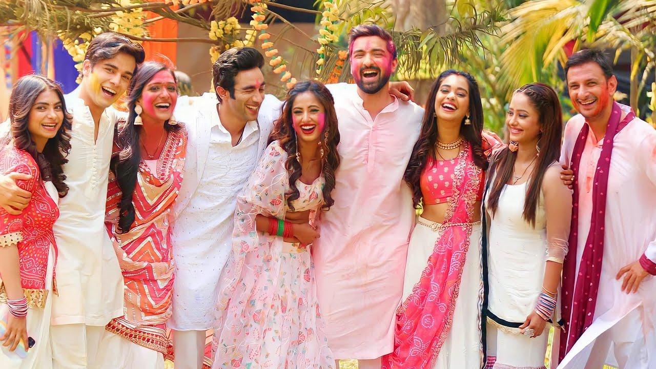 Kumkum Bhagya and Bhagya Lakshmi Holi special Mahasangam - Offscreen Masti