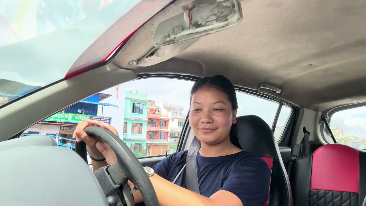  ड्राइभिङ सिक्दै पहिलो दिनको प्रयास्। बि एम के 9843567834