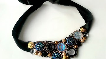 Create a Vintage Button Necklace - DIY Style - Guidecentral