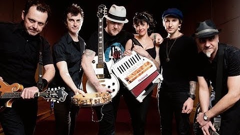 The Mahones