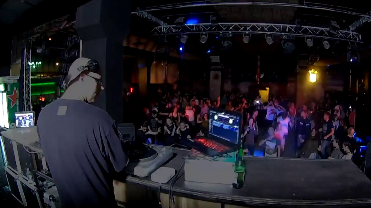 DJ ON TOUR | Kruhnen Musik Halle | 05.05.2017