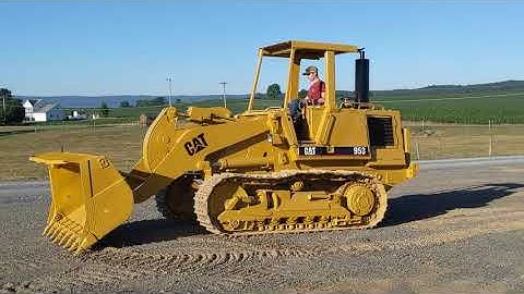1984 Caterpillar 953 Tracked Loader: Running & Operating Inspection Video!
