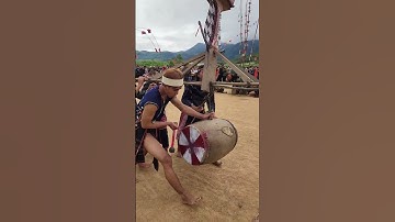 cồng chiêng làng bôn.  tại hội xuân xa lơ Ku 2023