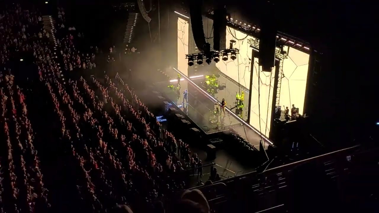 Michael Patrick Kelly Hamburg 2022 Barclays Arena YouTube michael-patrick-kelly-hamburg-2022-barclays-arena-youtube