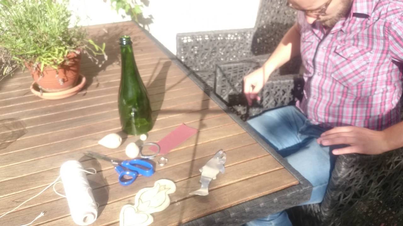 Vindspel av en glasflaska