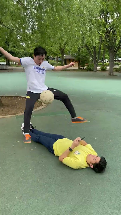 KETIKA JEROME MEREKAM PEMAIN BOLA PROFESSIONAL😂
