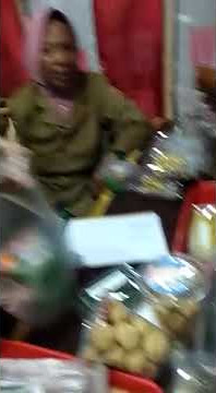 Jualan Jajan Ke Tante-Tante